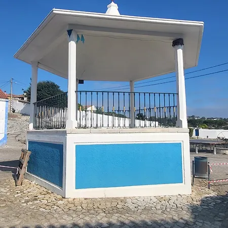 Semesterbostad Spring Water House Olho Marinho