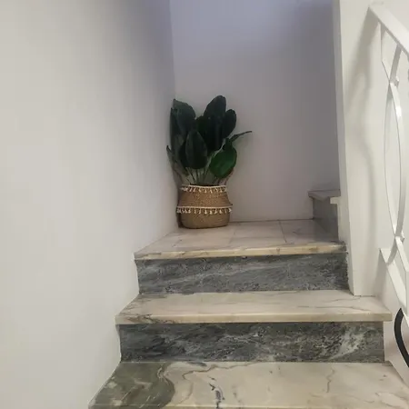 Spring Water House * Olho Marinho